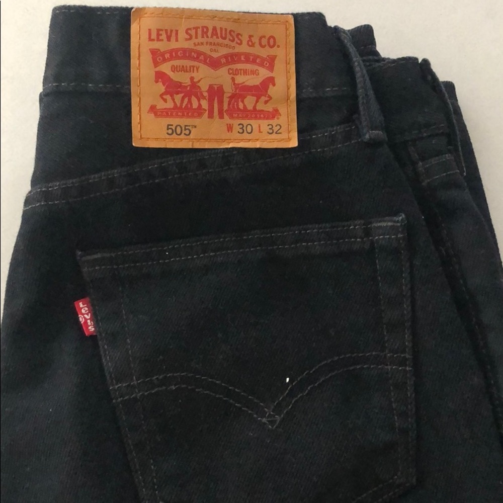 Levi Strauss 505 straight leg black jeans